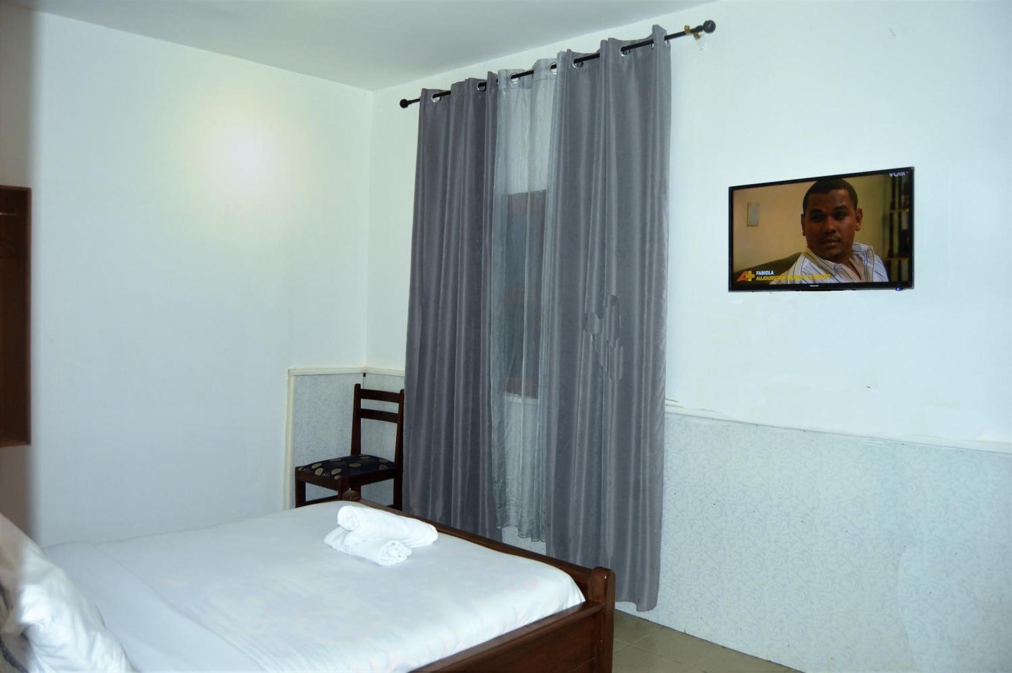Residence Hoteliere L'Oceane Криби Номер фото
